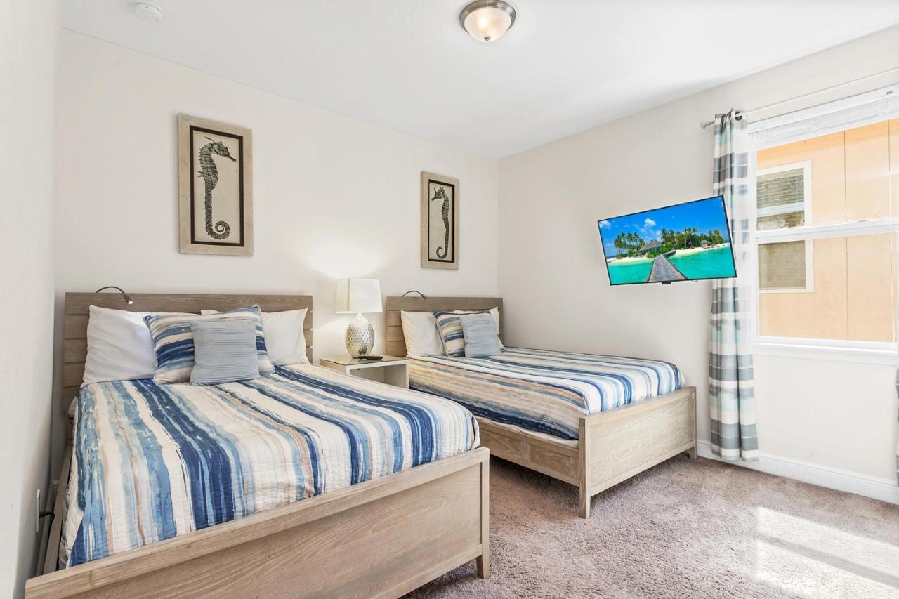 8 Bedroom Vacation Home With Pool 奥兰多 外观 照片